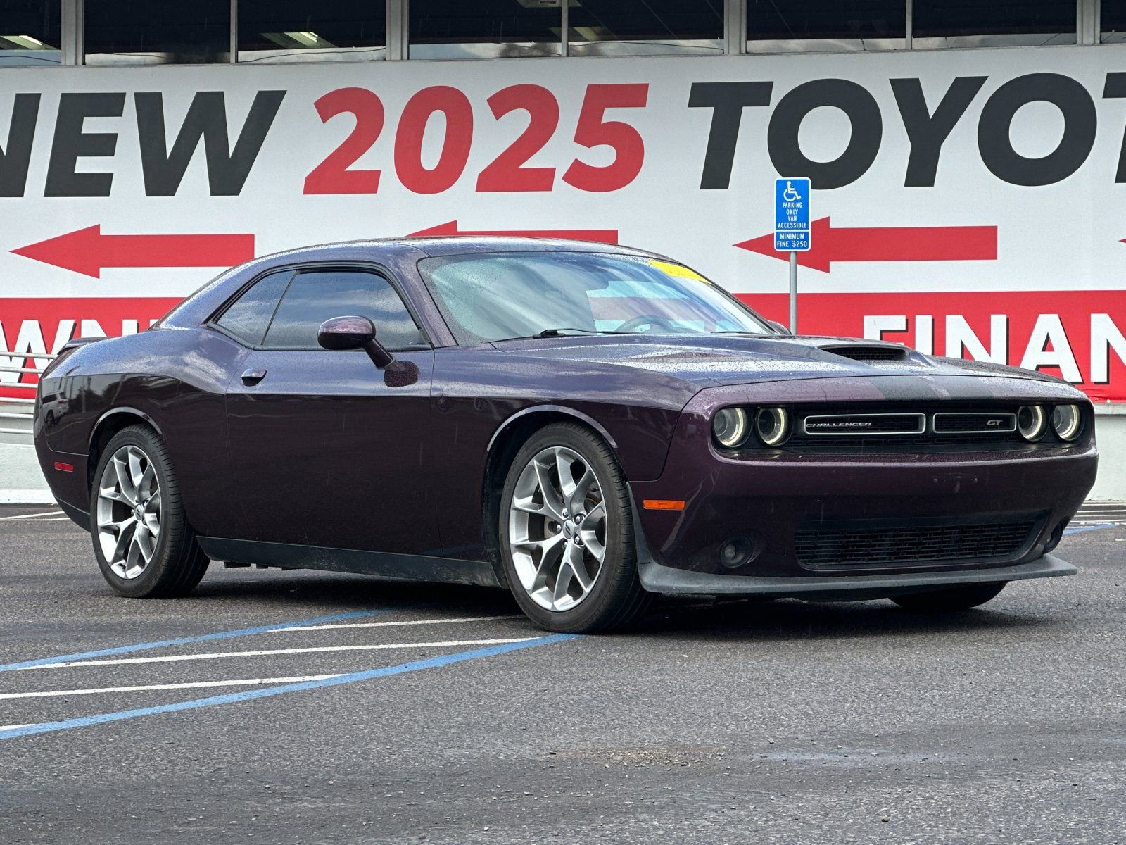 Used 2021 Dodge Challenger GT image 8
