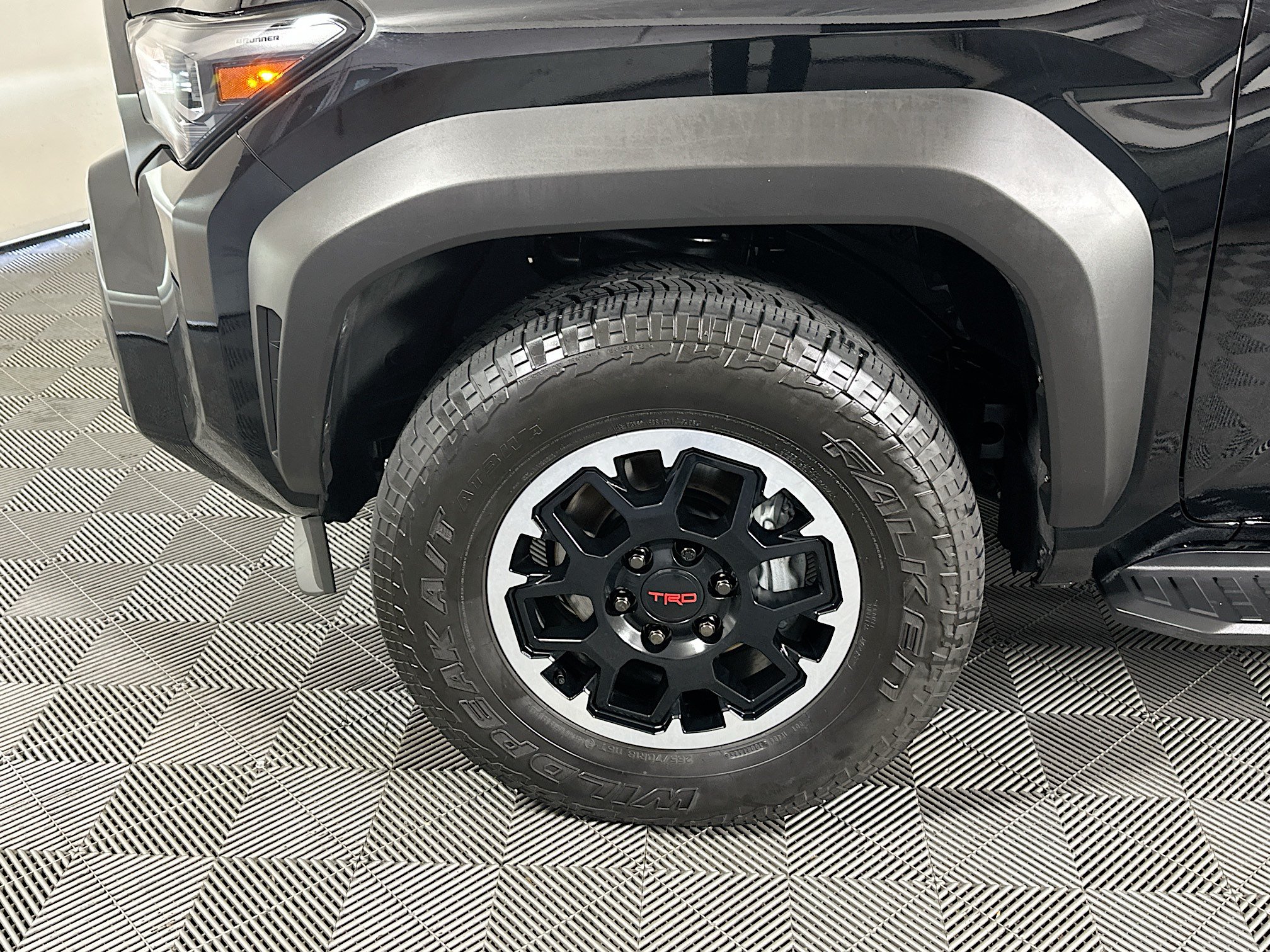 Certified 2025 Toyota 4Runner TRD Off-Road AWD/4WD image 11