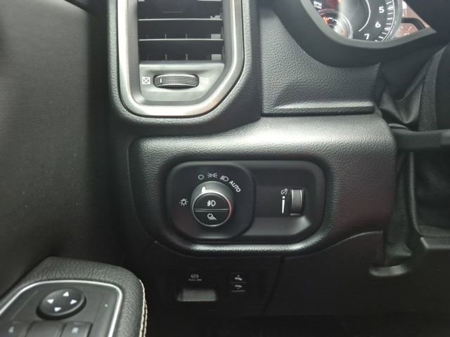 Used 2020 RAM 1500 Sport w/ Level 2 Equipment Group image 29