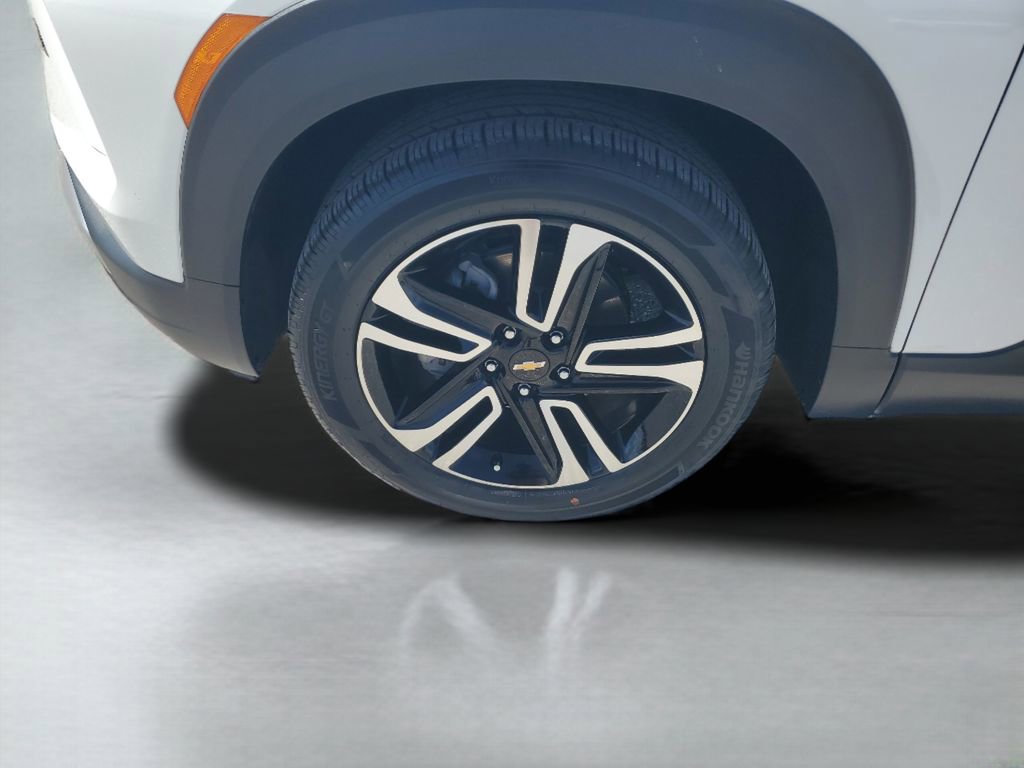 Used 2024 Chevrolet TrailBlazer LT w/ LT Cold Weather Package FWD image 25