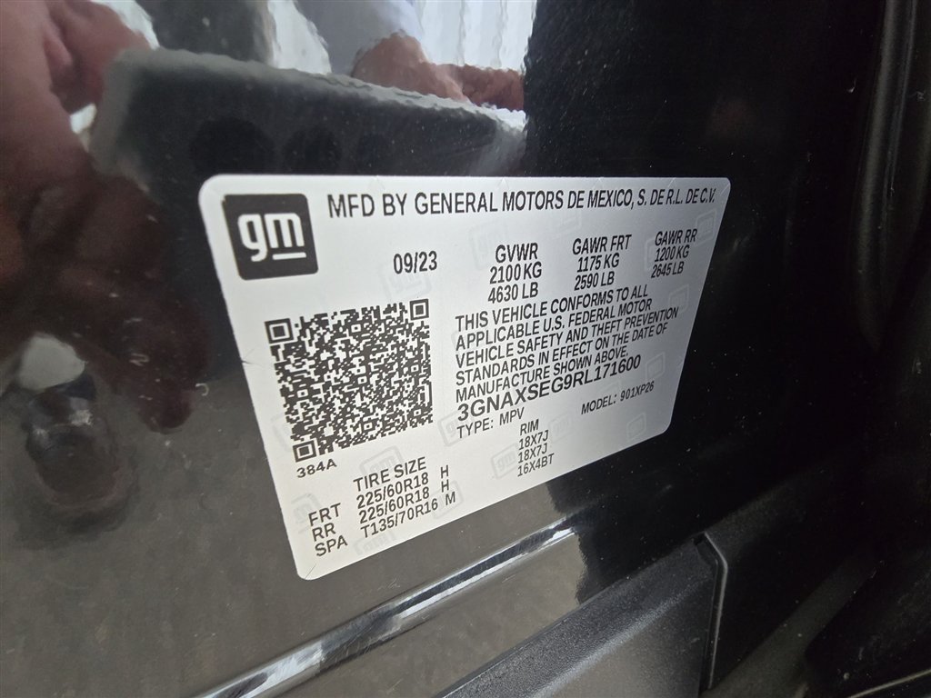 Used 2024 Chevrolet Equinox LS w/ Midnight Edition AWD/4WD image 32