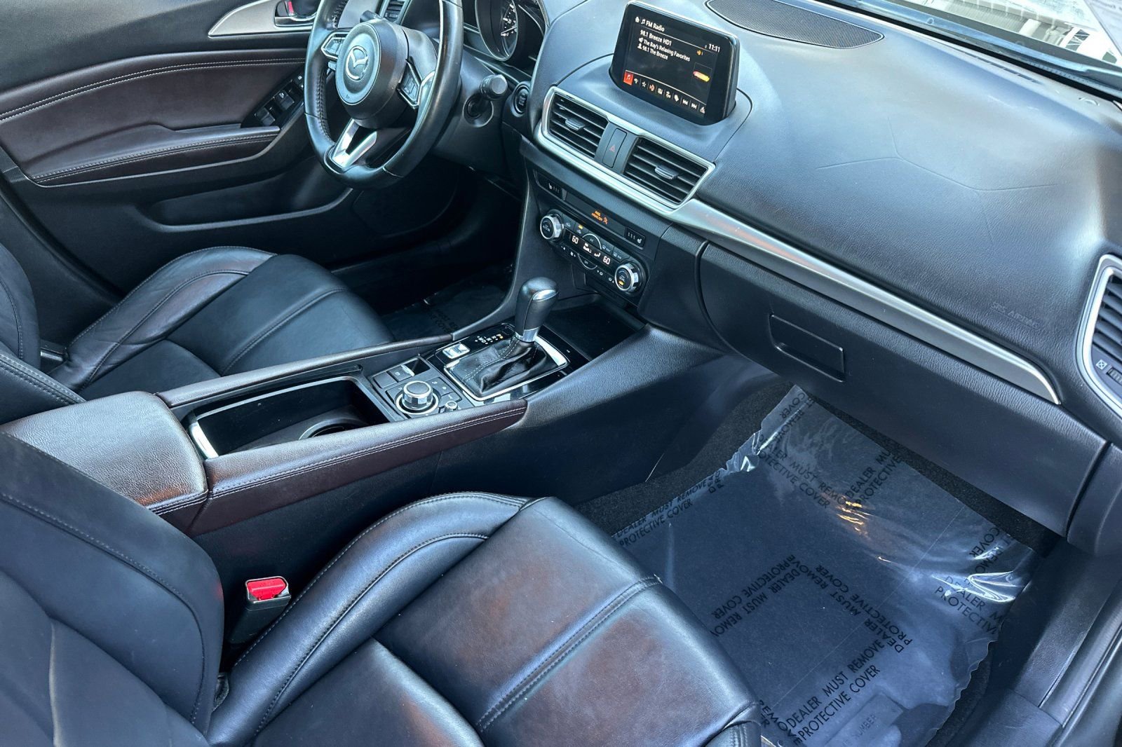 Used 2018 MAZDA MAZDA3 Touring image 18