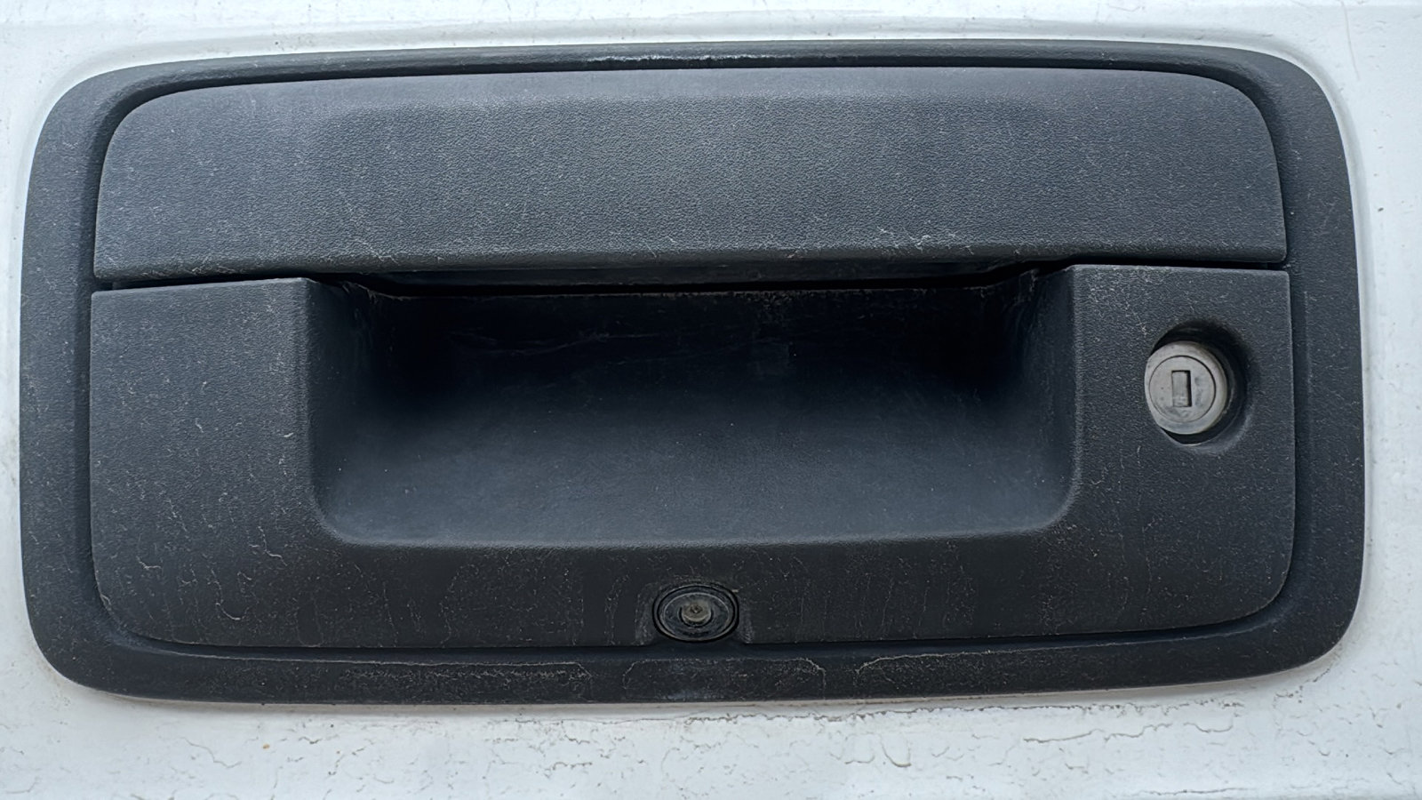 Used 2016 GMC Sierra 2500 SLT w/ Duramax Plus Package AWD/4WD image 15