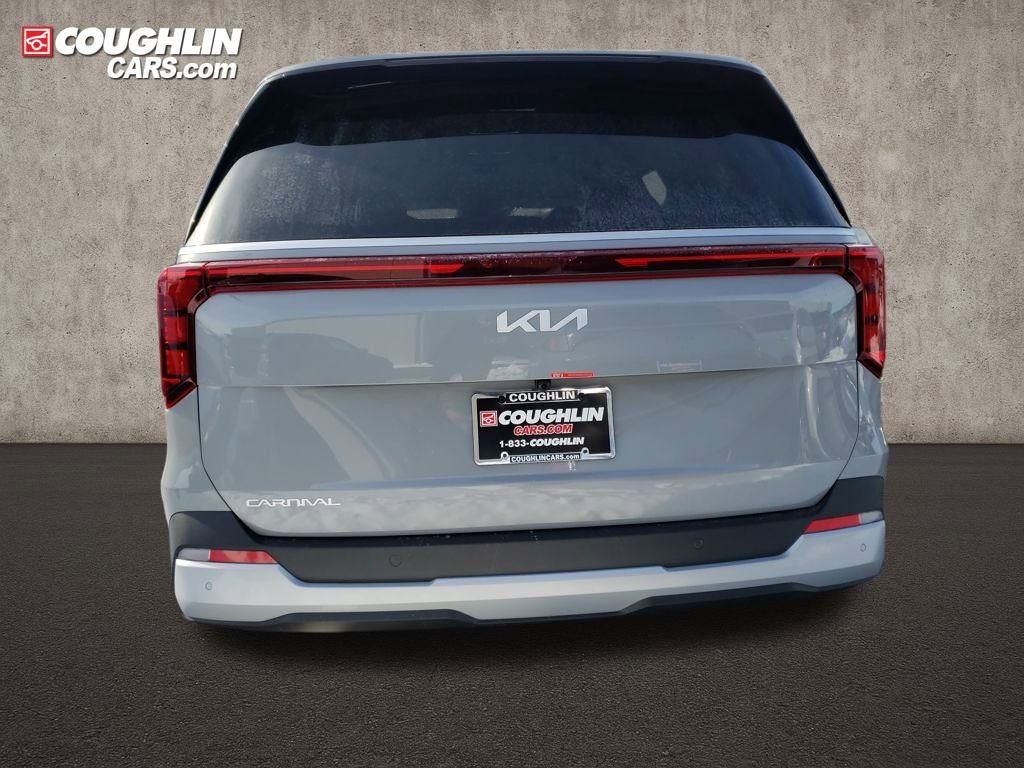 New 2026 Kia Carnival EX FWD image 5