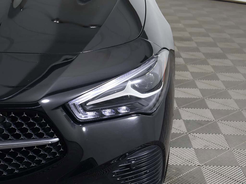 Used 2025 Mercedes-Benz CLA 250 4MATIC image 14