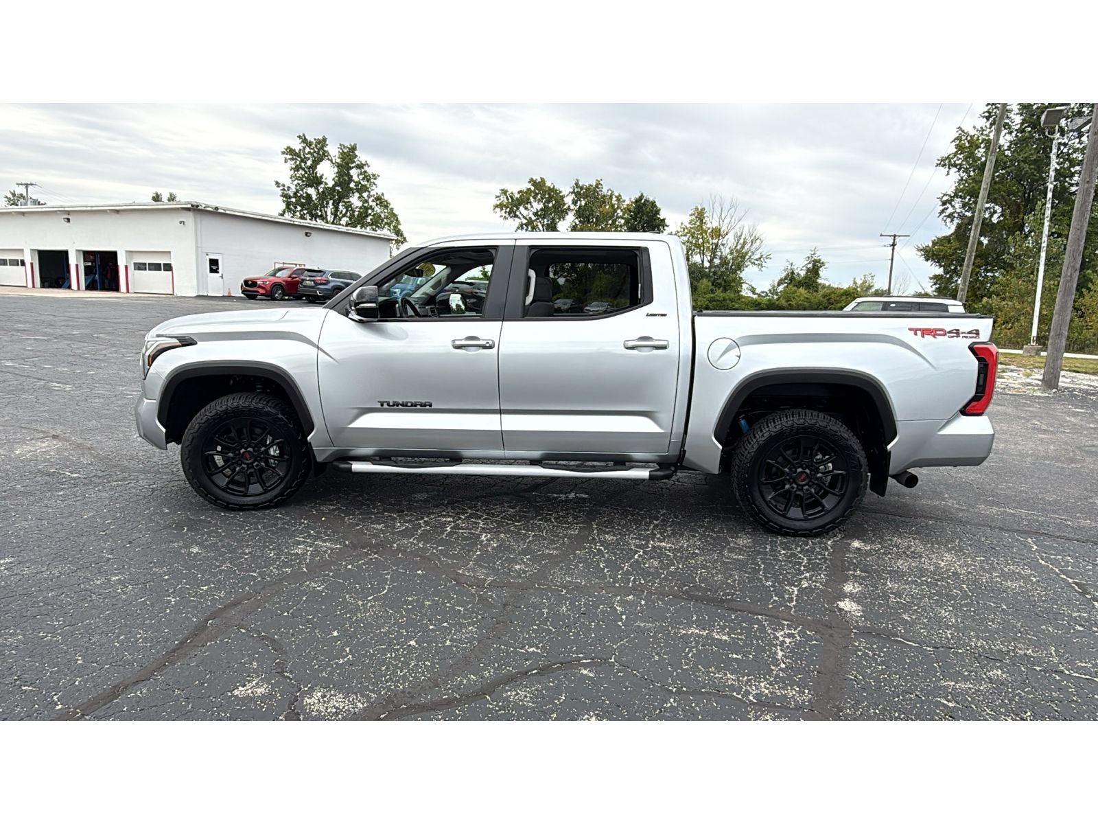 Used 2024 Toyota Tundra Limited w/ TRD Off-Road Package AWD/4WD image 4