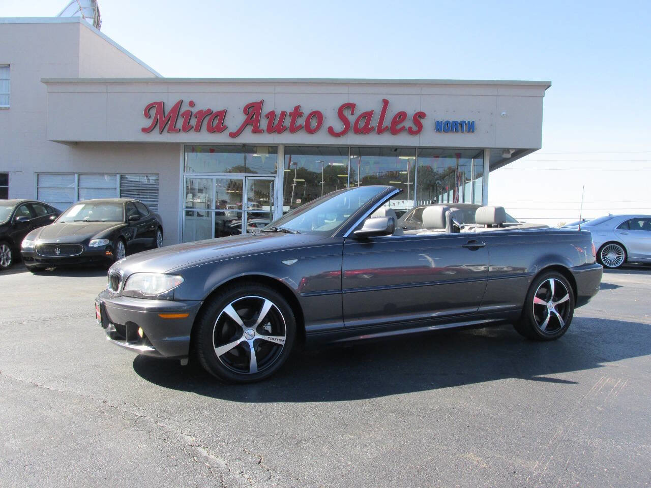 Used 2005 BMW 325Ci Convertible image 1