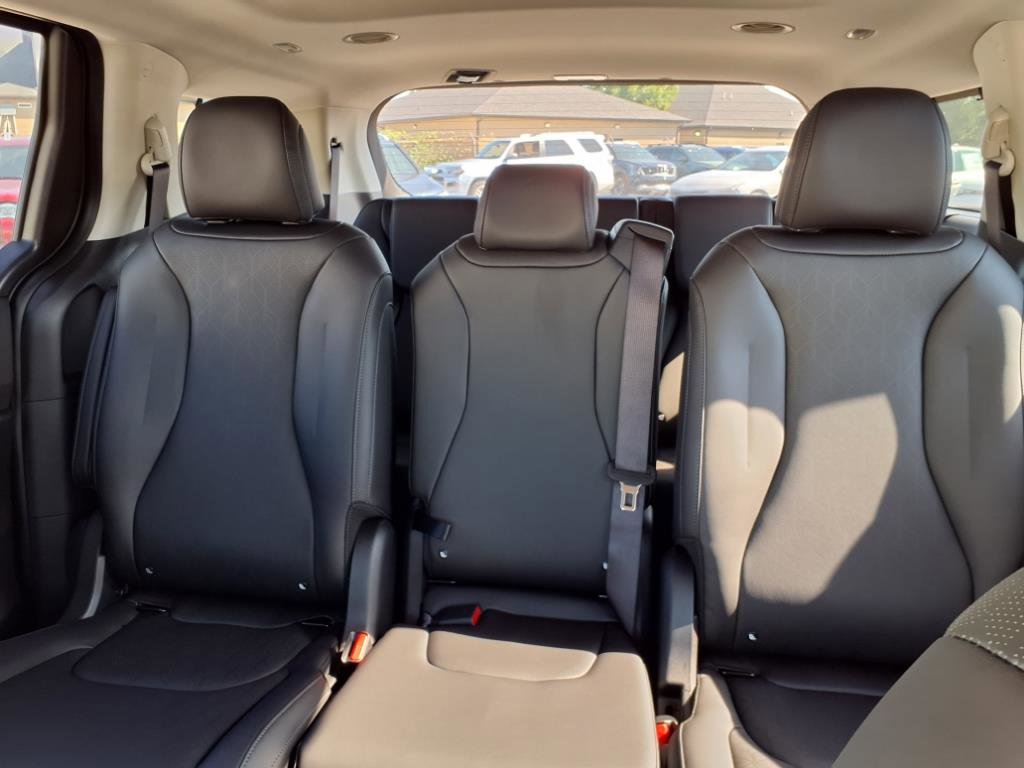 New 2026 Kia Carnival SX image 26