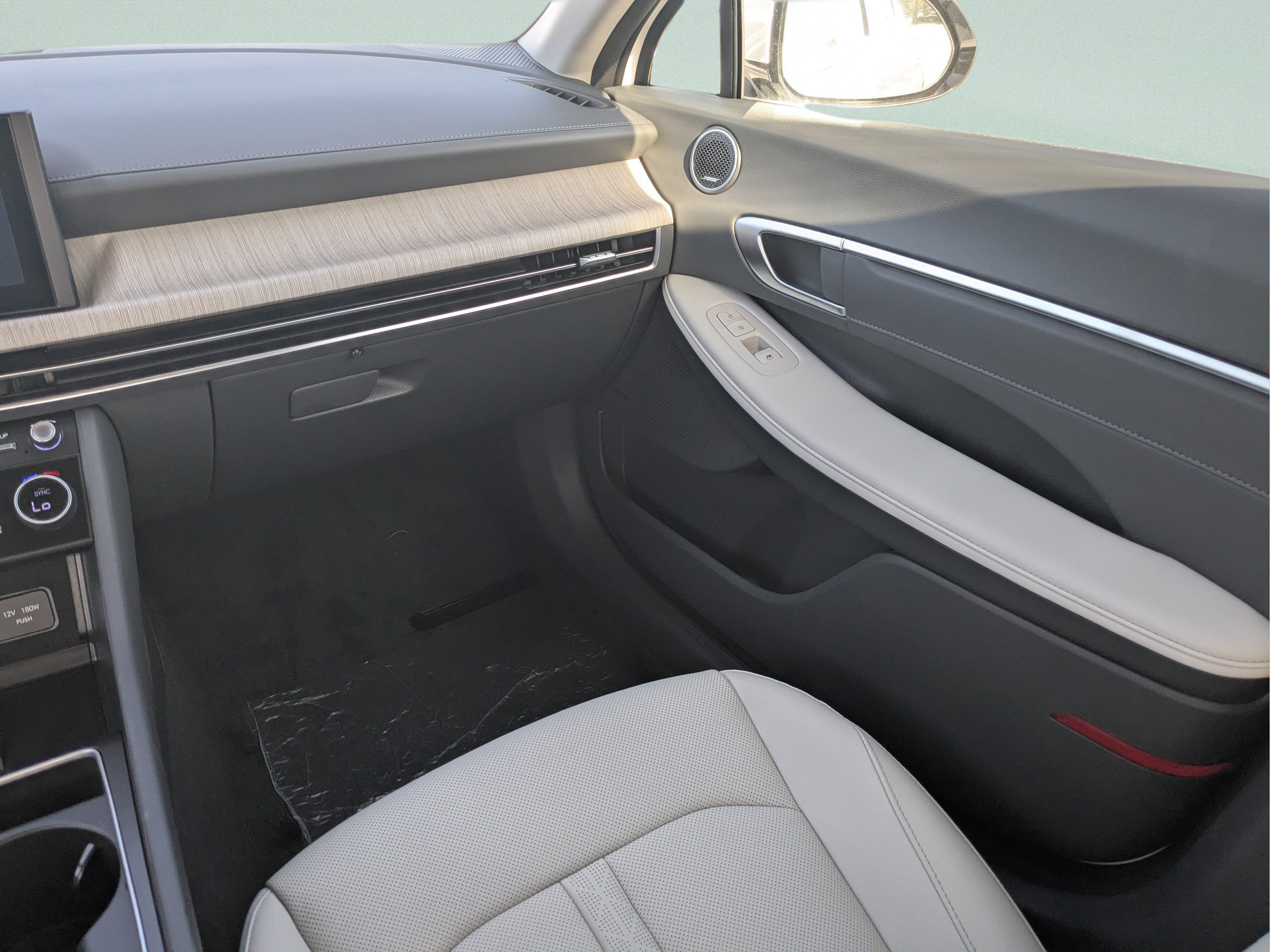 New 2026 Hyundai Sonata Limited FWD image 15