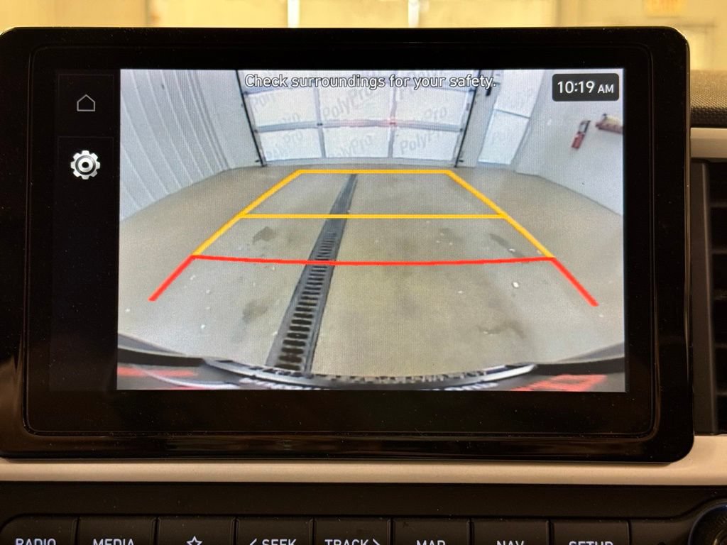 Used 2025 Hyundai Venue Limited FWD image 37