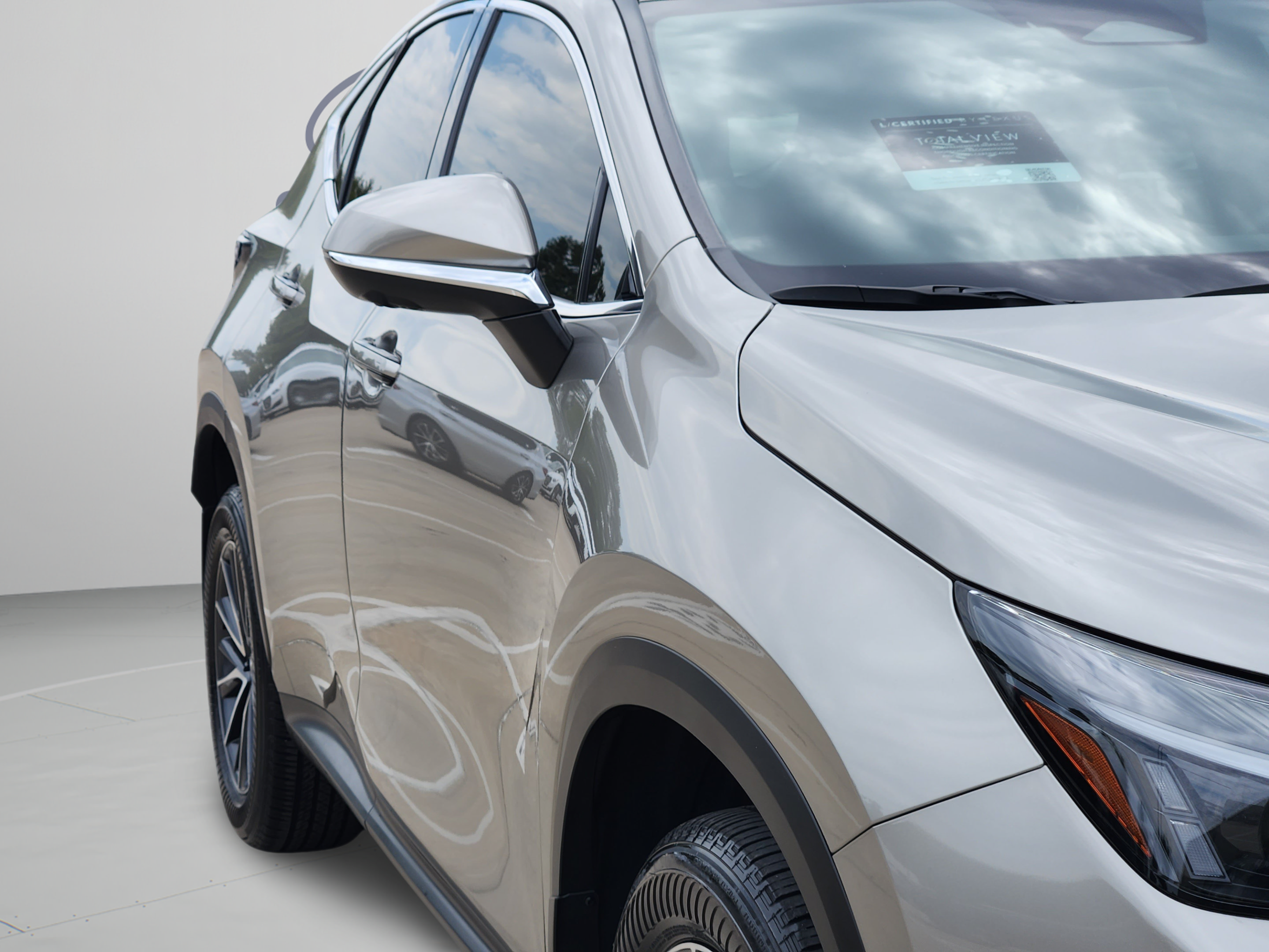 Certified 2025 Lexus NX 350 AWD w/ Accessory Package (2T) image 32