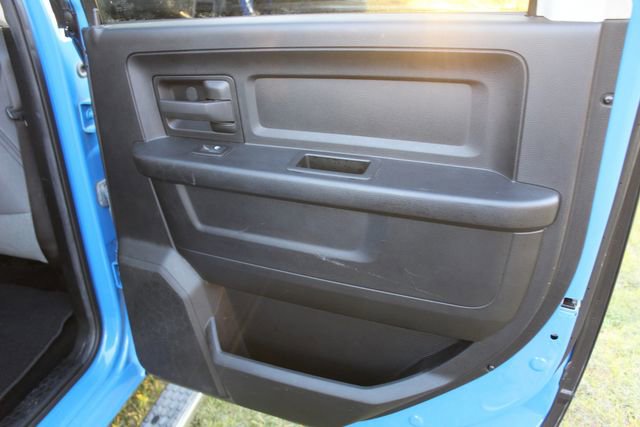 Used 2014 RAM 2500 Tradesman w/ Chrome Appearance Group image 25