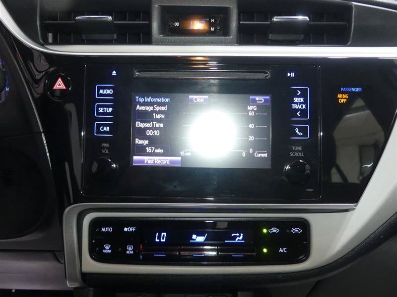 Used 2019 Toyota Corolla LE FWD image 34