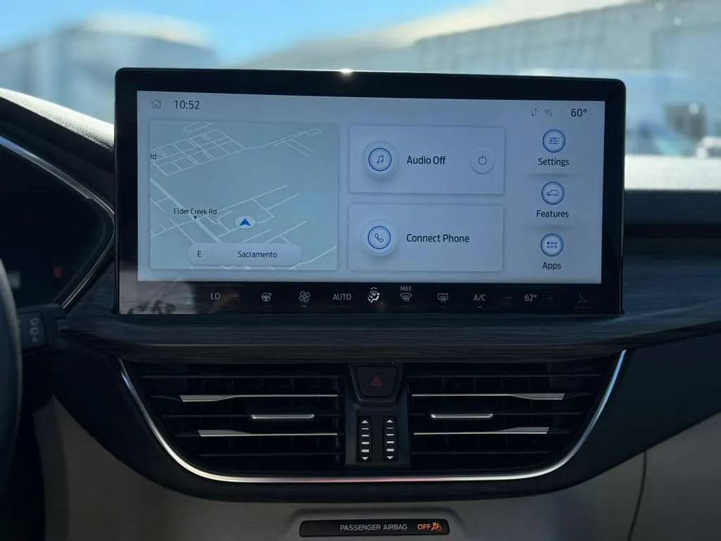 Used 2023 Ford Escape SE w/ PHEV Premium Package image 21