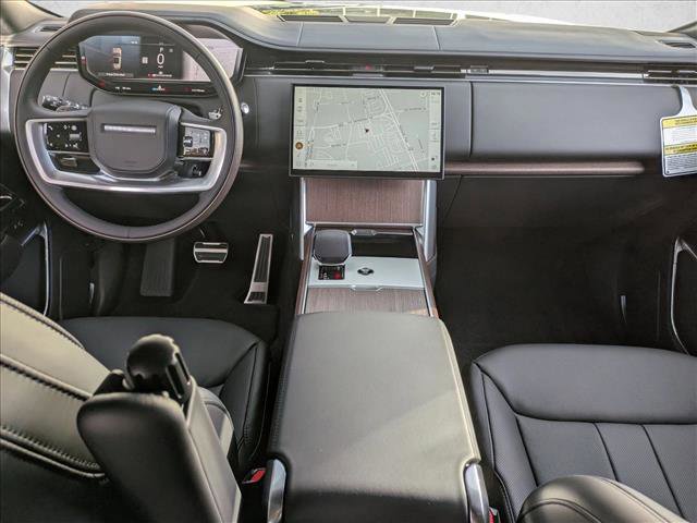 New 2025 Land Rover Range Rover SE image 16