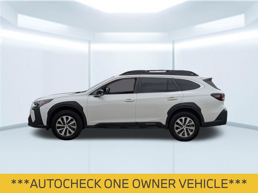 Used 2023 Subaru Outback Premium AWD/4WD image 2