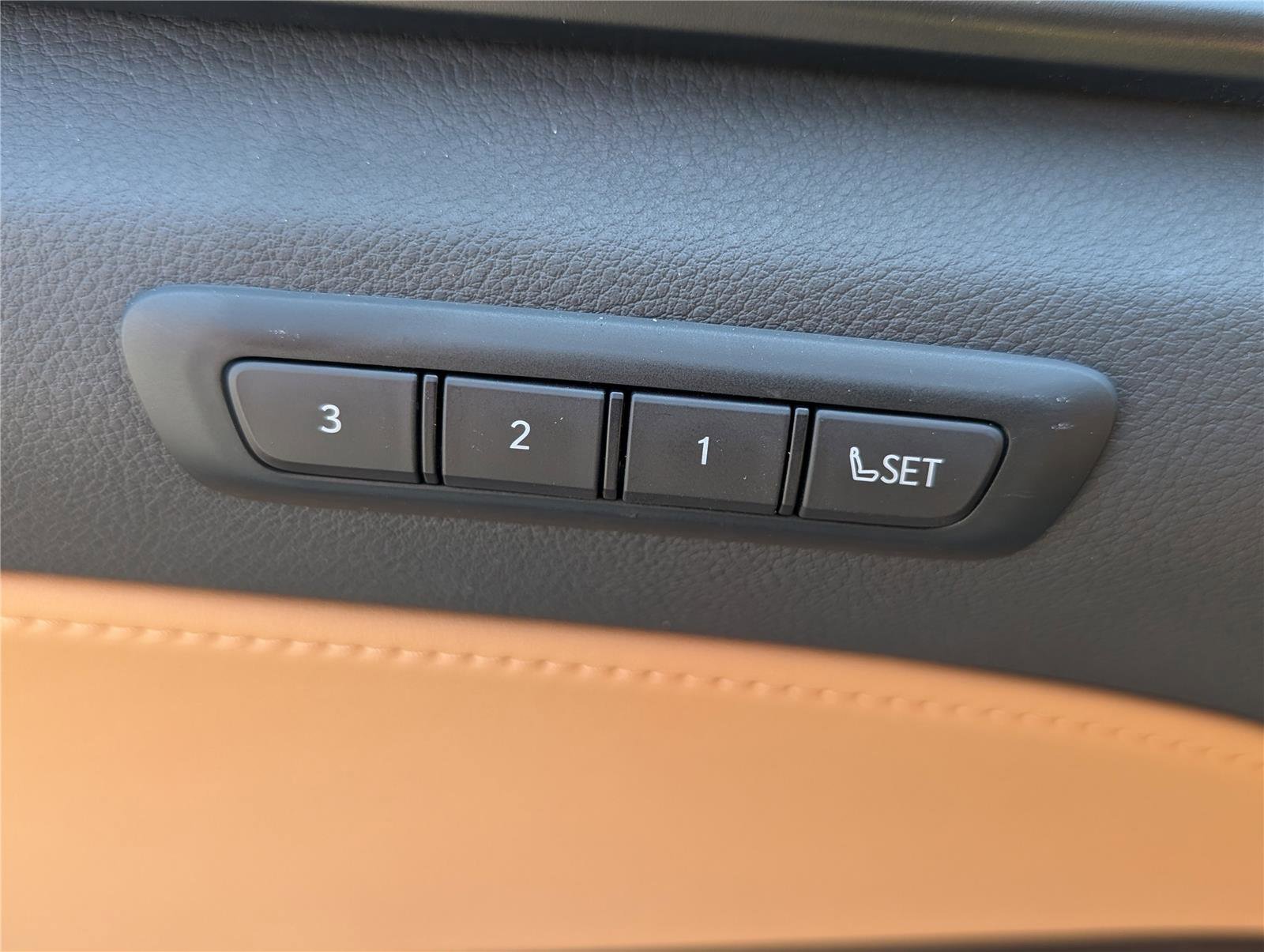 Used 2025 Lexus NX 350 AWD w/ Accessory Package (2T) image 21