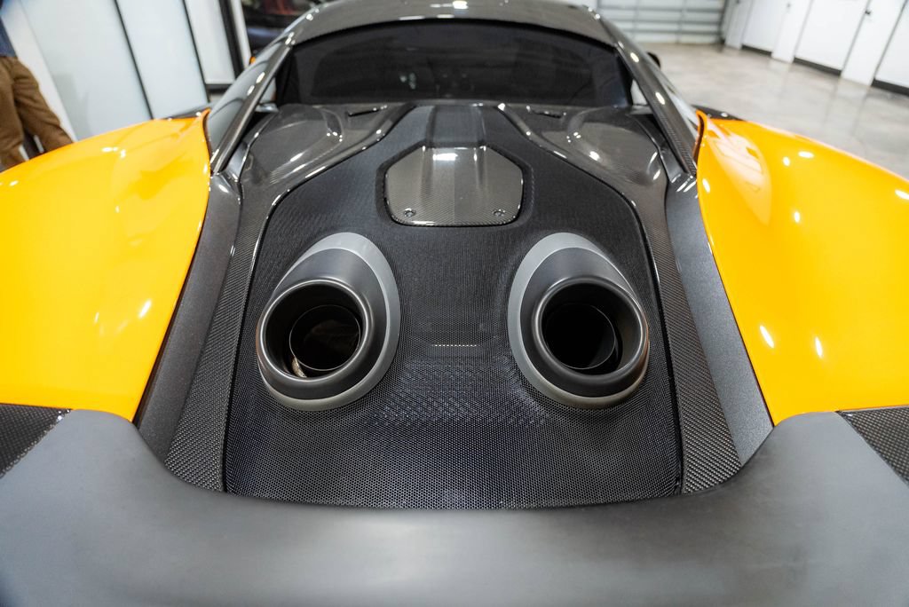 Used 2019 McLaren 600LT RWD image 36