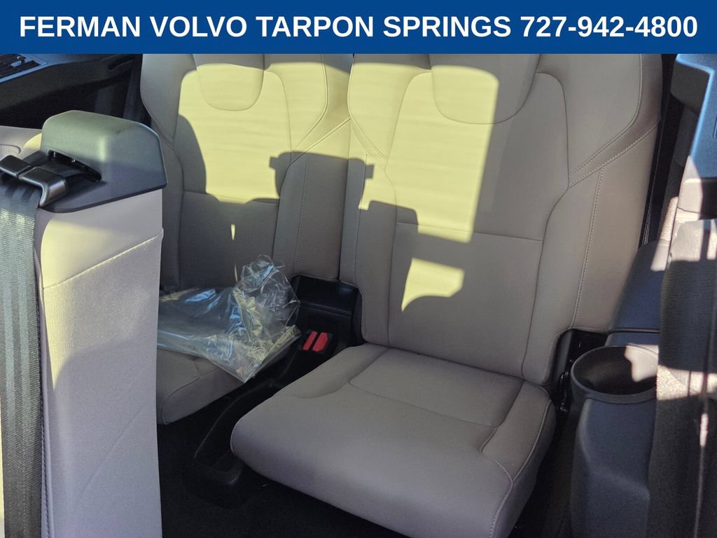 New 2027 Volvo XC90 B5 Core AWD/4WD image 13