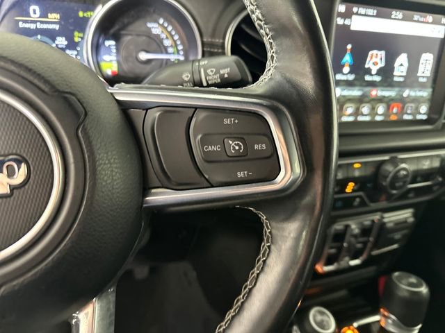 Used 2022 Jeep Wrangler Unlimited Sahara w/ Cold Weather Group image 16