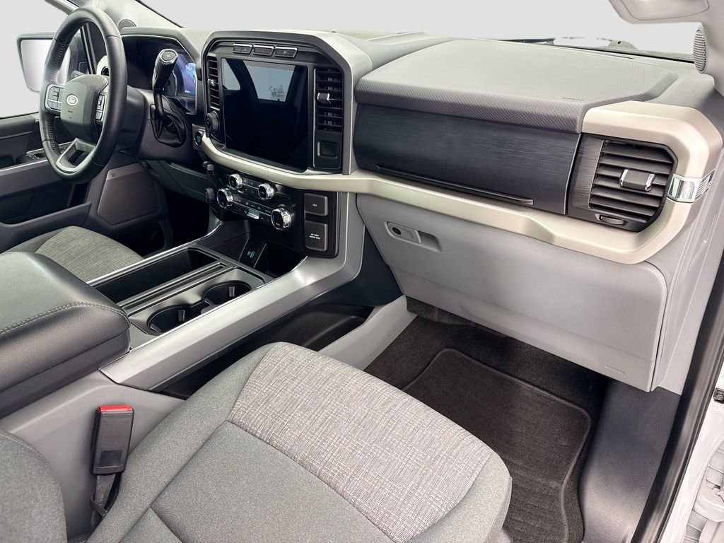 Used 2021 Ford F150 XLT w/ Equipment Group 302A High image 16