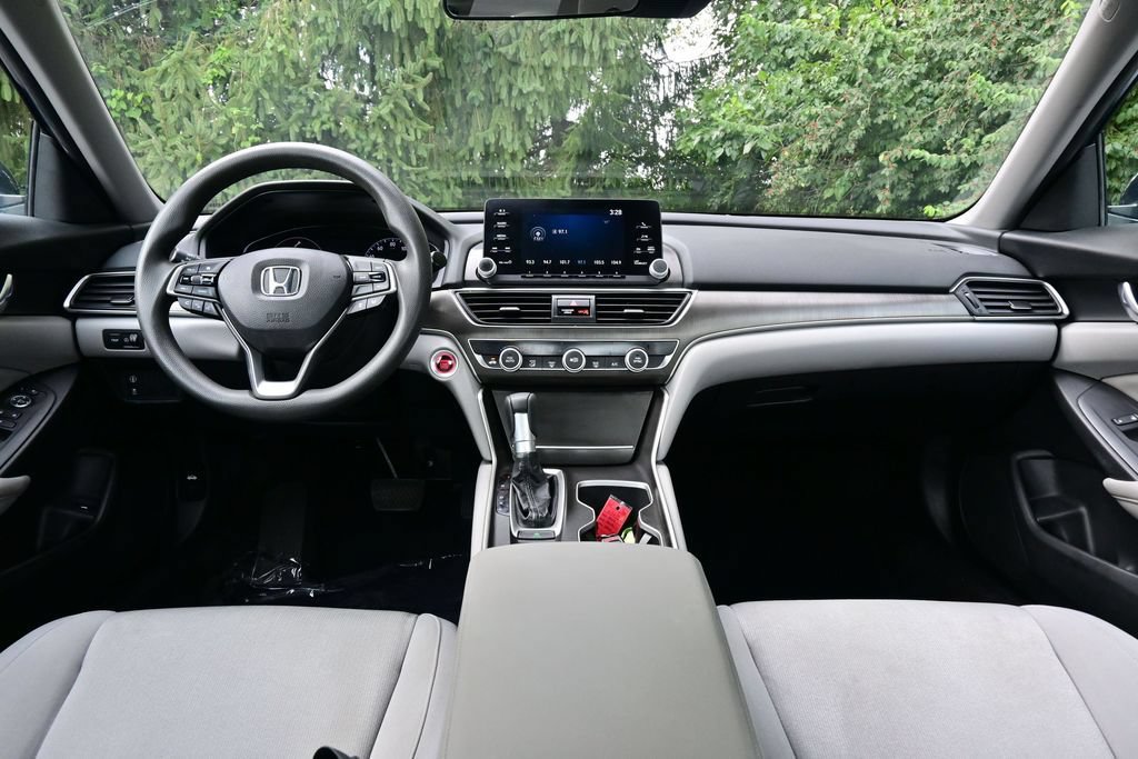Used 2019 Honda Accord LX image 31