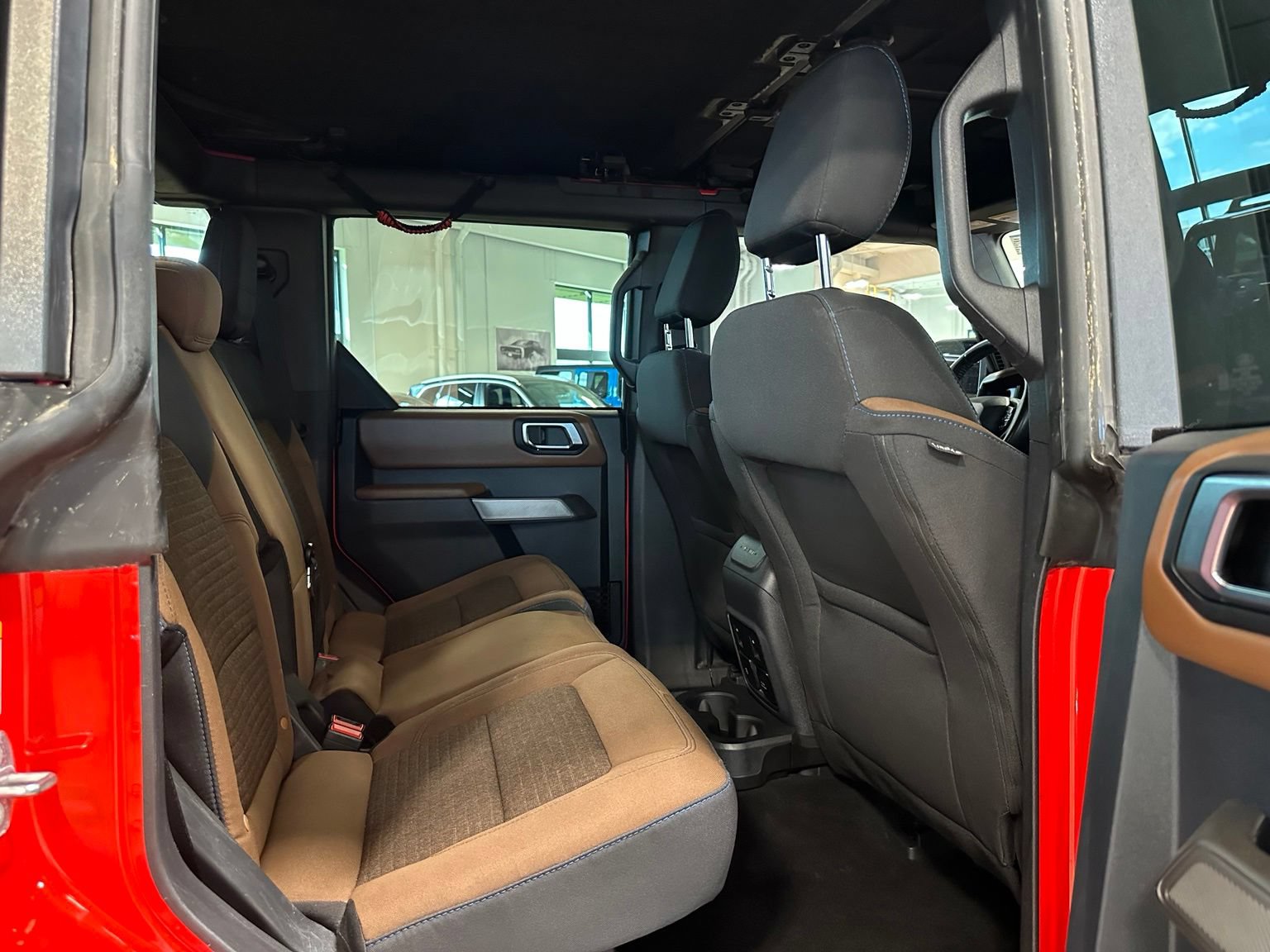 Used 2023 Ford Bronco Outer Banks w/ Sasquatch Package AWD/4WD image 31