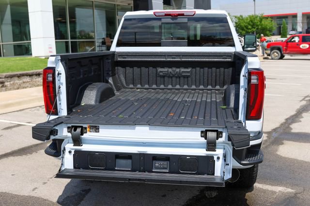 New 2026 GMC Sierra 2500 Denali Ultimate AWD/4WD image 12