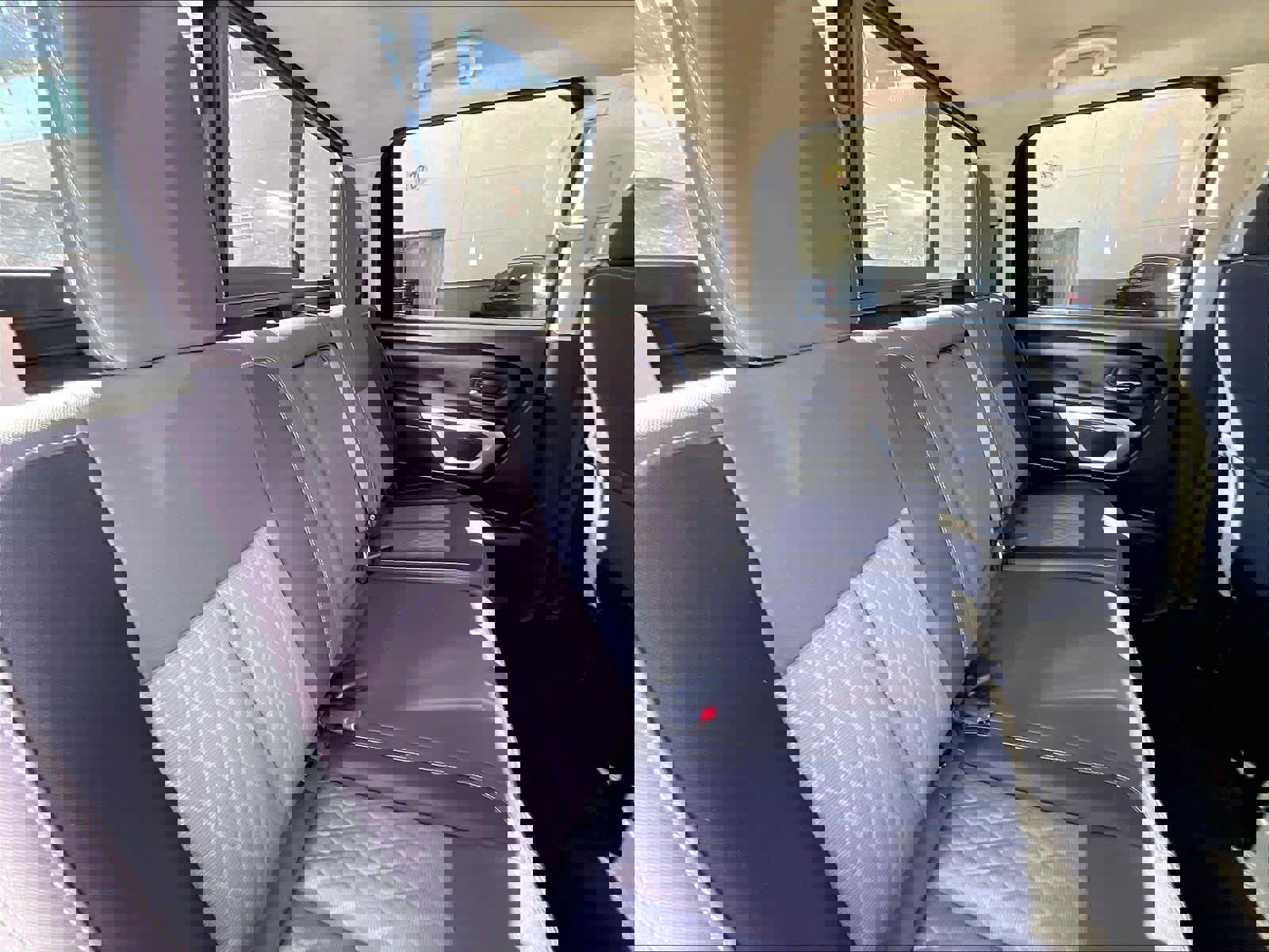 Certified 2023 Nissan Titan SV w/ SV Convenience Package image 15