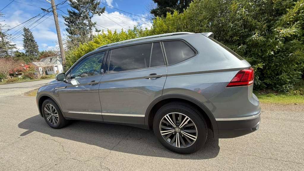 Used 2024 Volkswagen Tiguan Wolfsburg Edition FWD image 13