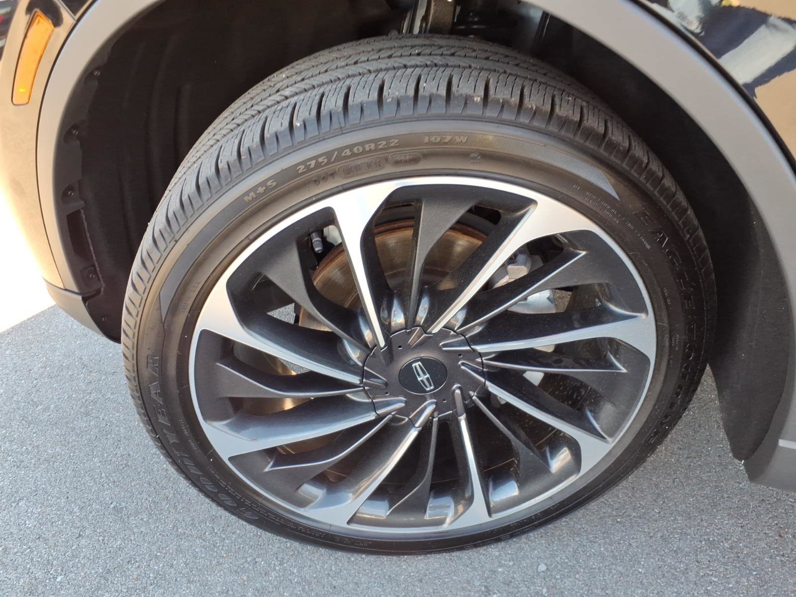 Used 2025 Lincoln Aviator Reserve w/ Illumination Package AWD/4WD image 9