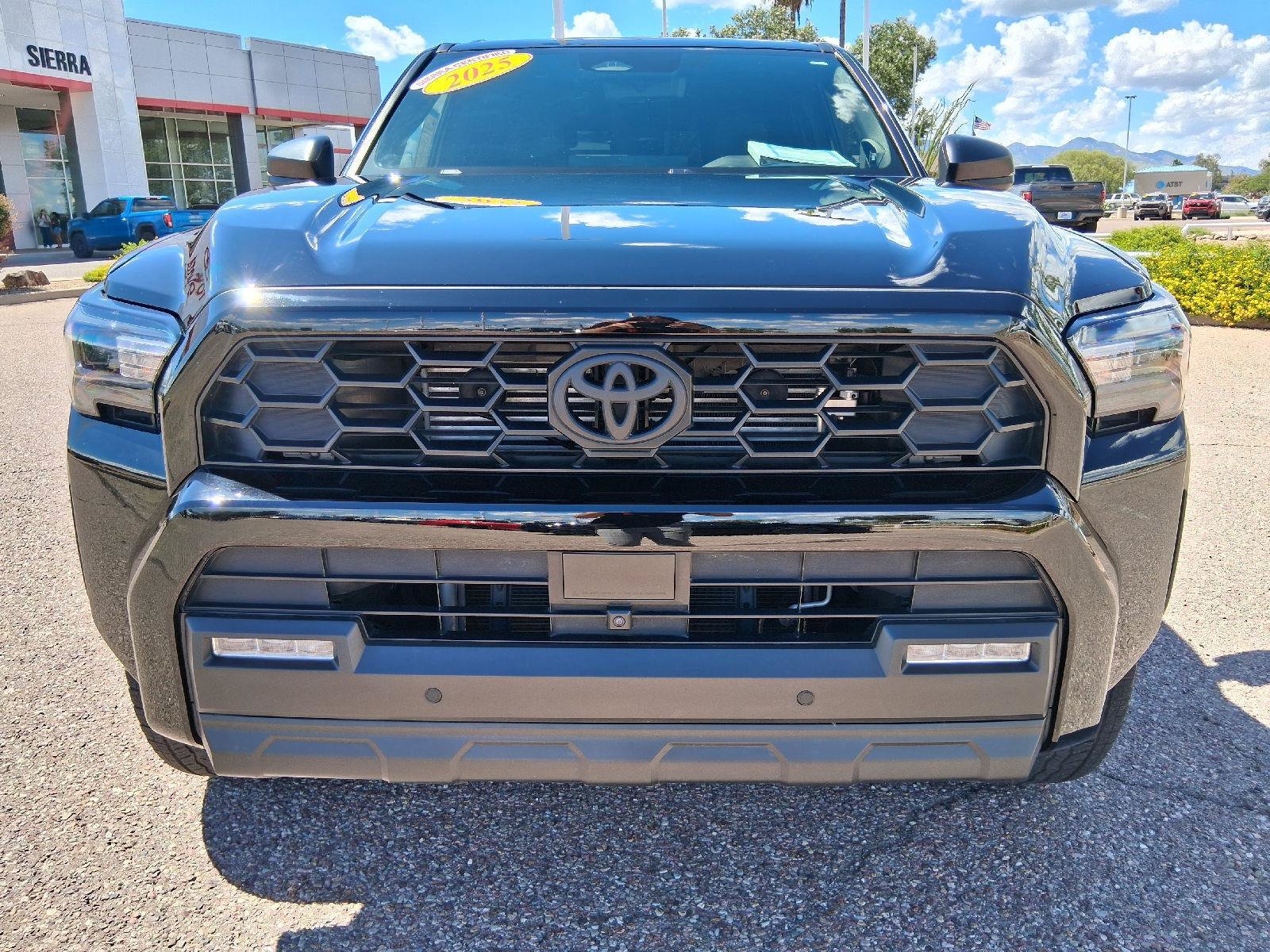Used 2025 Toyota 4Runner TRD Off-Road Premium AWD/4WD image 11
