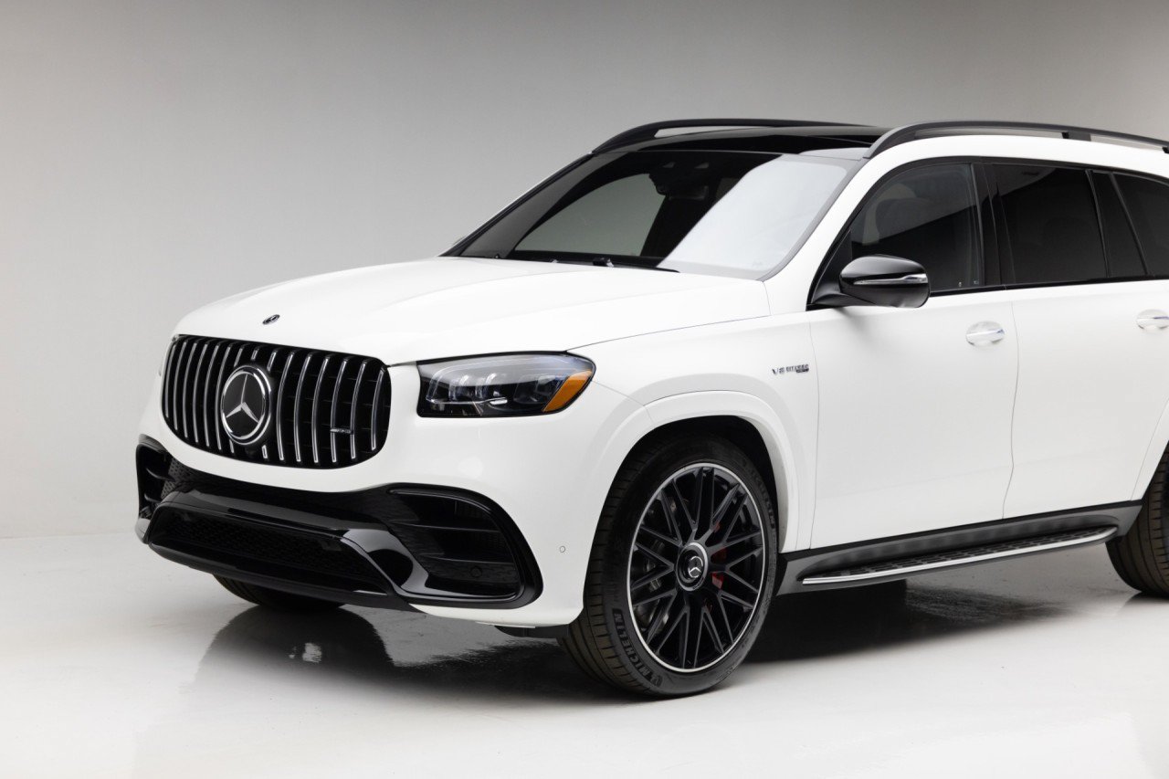 Used 2023 Mercedes-Benz GLS 63 AMG 4MATIC image 31