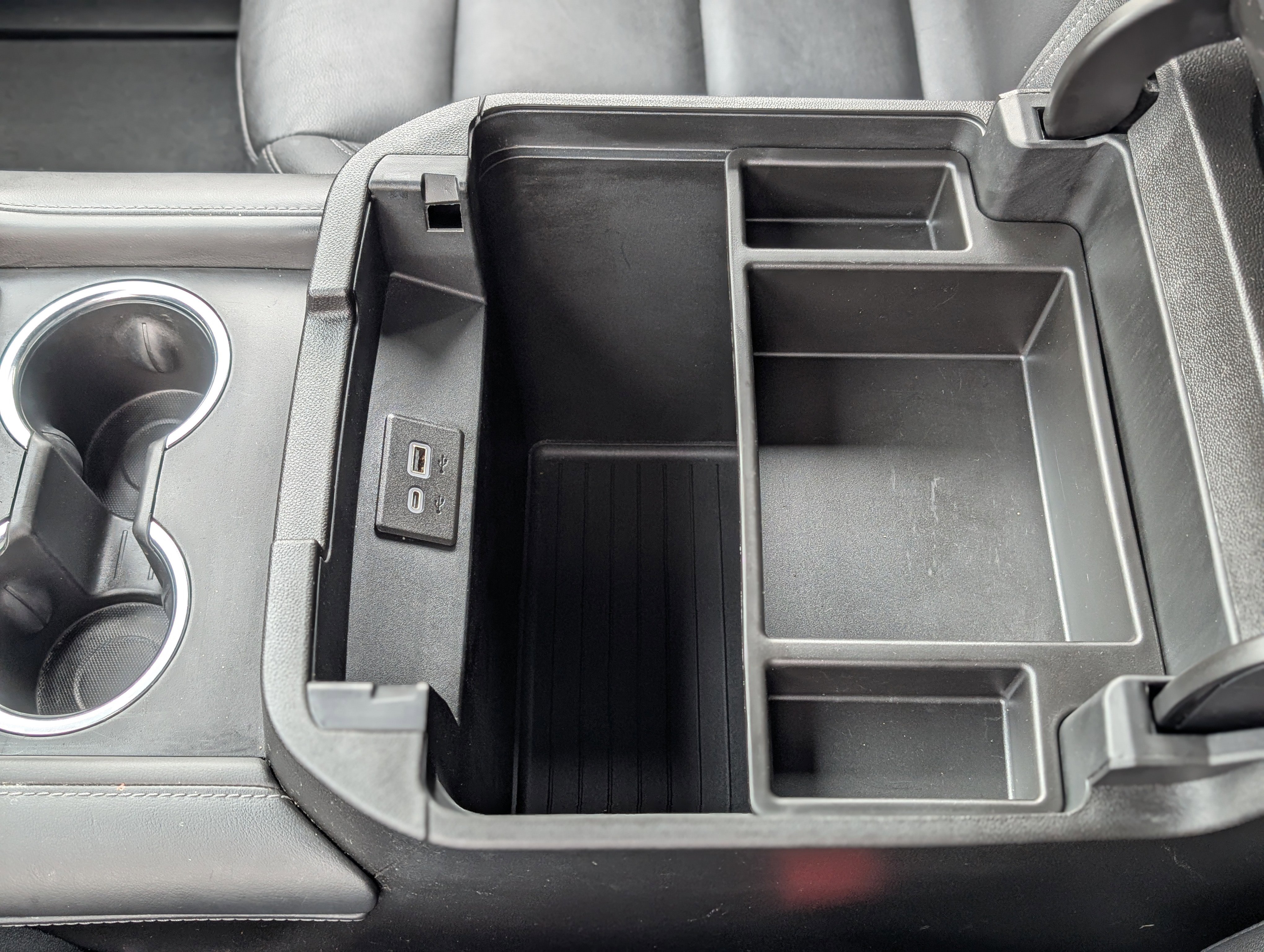 Used 2022 Chevrolet Tahoe LT image 23