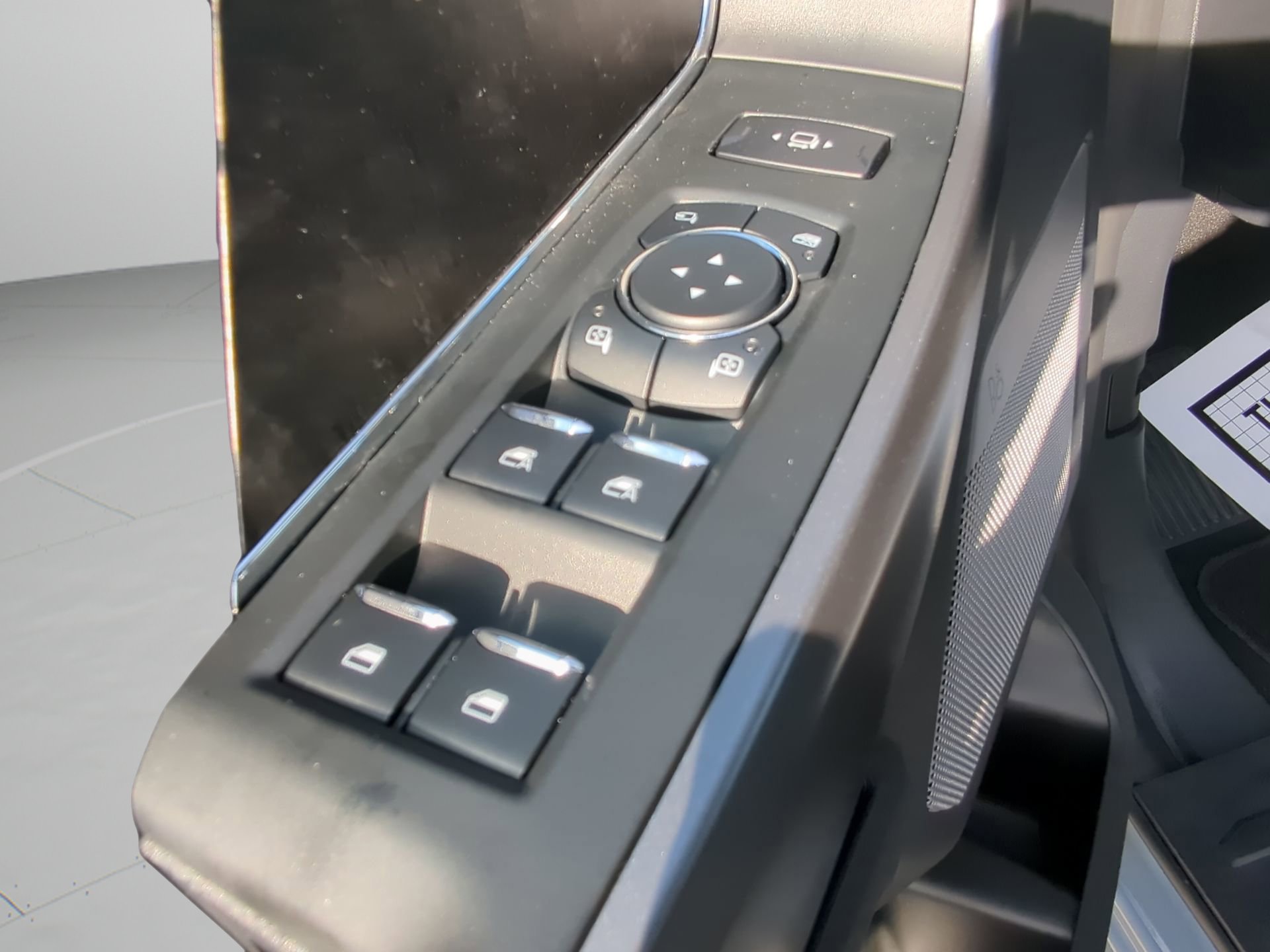 New 2026 Ford F350 Lariat w/ Black Appearance Package image 50