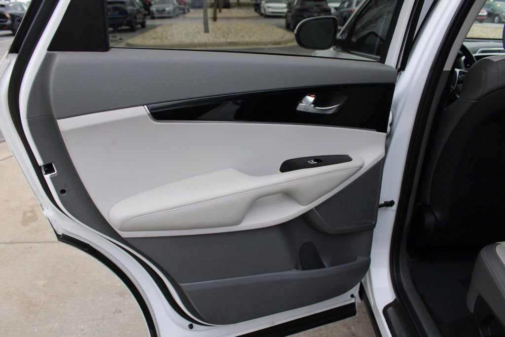 Used 2020 Kia Sorento SX image 28