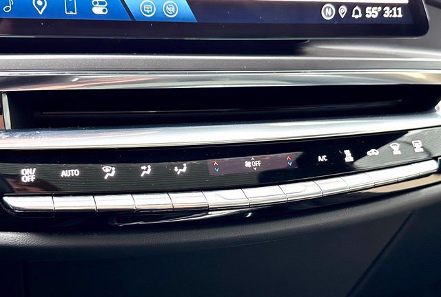 Used 2024 Cadillac Lyriq Tech w/ Driver Assist Package AWD/4WD image 28
