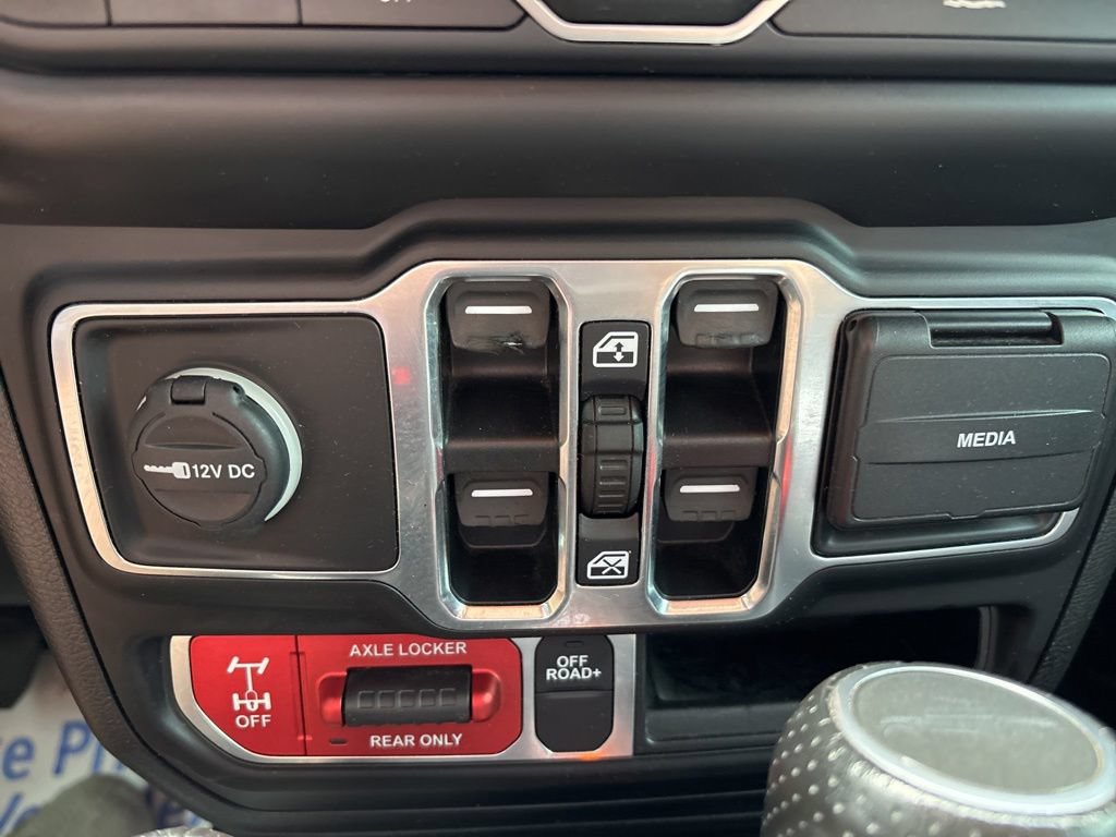 Used 2020 Jeep Gladiator Mojave AWD/4WD image 69