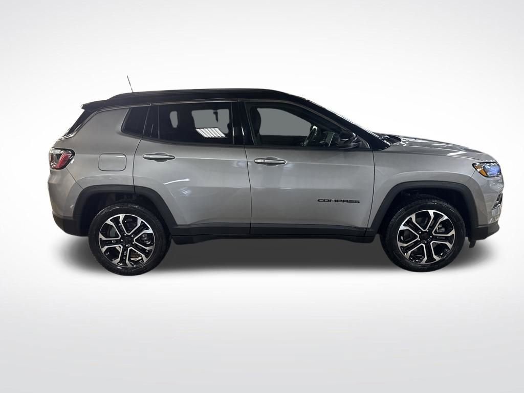 Certified 2024 Jeep Compass Limited image 7
