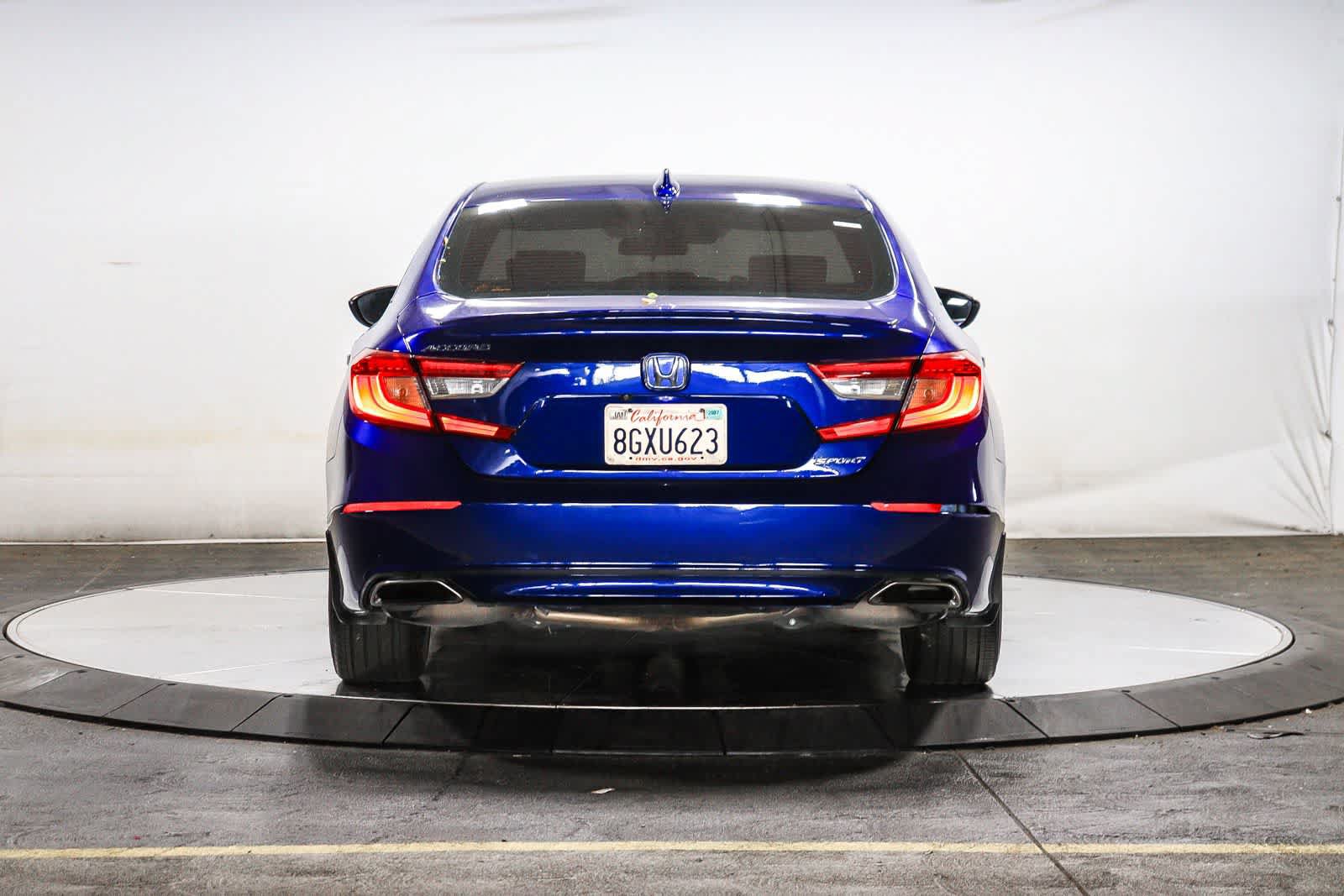 Used 2018 Honda Accord Sport image 3