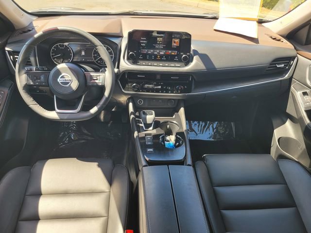 Used 2021 Nissan Rogue SL w/ Premium Package image 16