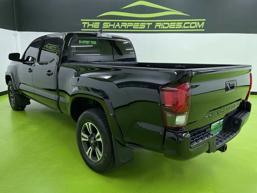 Used 2019 Toyota Tacoma TRD Sport image 7