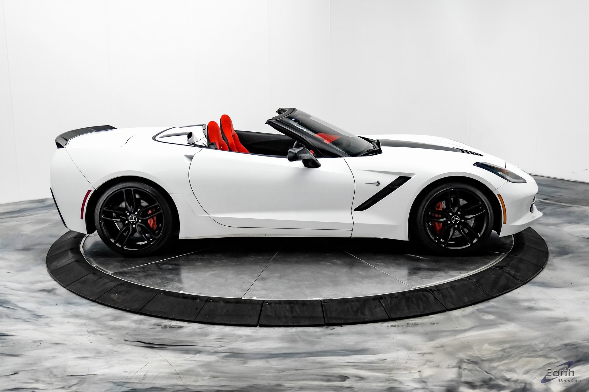 Used 2014 Chevrolet Corvette Stingray Convertible w/ 3LT Preferred Equipment Group image 21