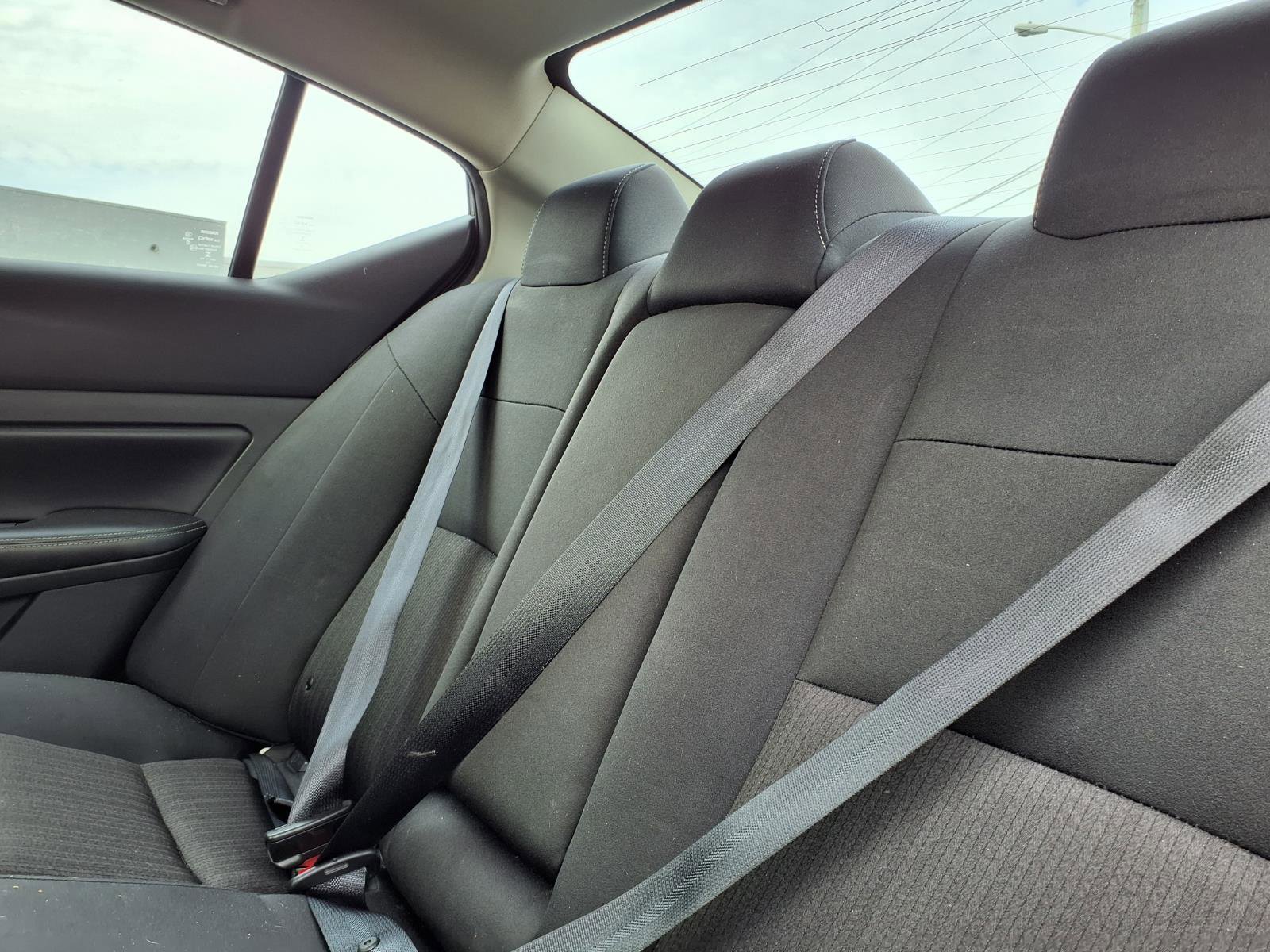 Used 2024 Nissan Altima 2.5 SV image 6