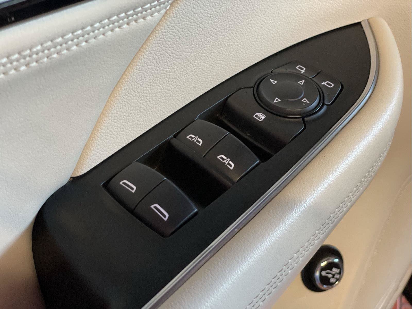 Used 2021 Buick Envision Preferred AWD/4WD image 27