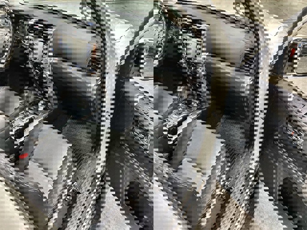 Used 2021 Toyota 4Runner SR5 Premium image 28