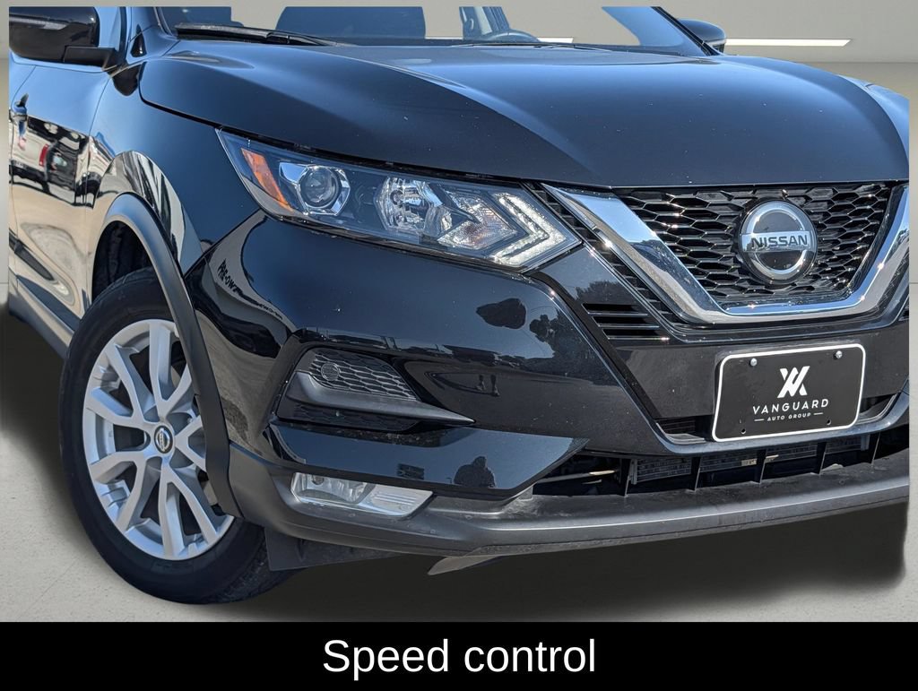 Used 2022 Nissan Rogue Sport SV FWD image 9