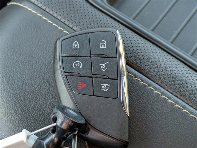 Used 2023 GMC Yukon SLT image 34