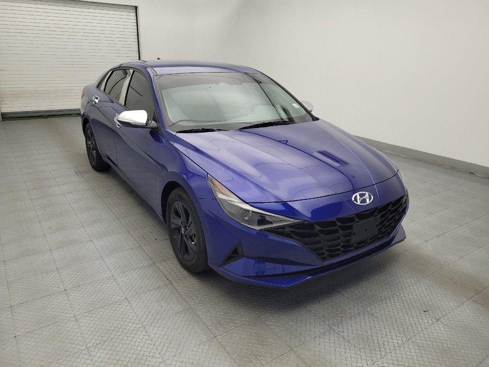 Used 2023 Hyundai Elantra SEL FWD image 13