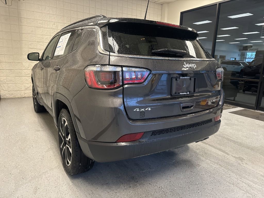 Used 2022 Jeep Compass Limited image 38